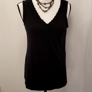 Women's tank top size medium.